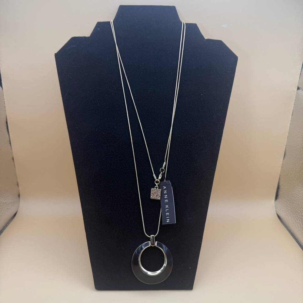 ANNE KLEIN Epoxy Pendant Necklace #826 Gold Tone Black Pendant 43in NWT